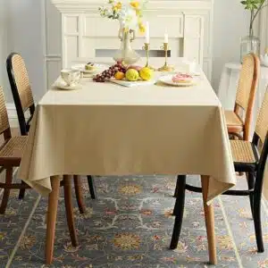 رومیزی مخمل ساتن میز ناهارخوری شیک برند آلمانی 654924 TUKAN