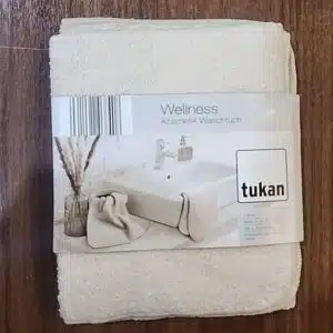 حوله دست و صورت کوچک برند توکان آلمانی 40614614 TUKAN