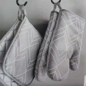 ست دستکش فر و دستگیره آشپزخانه برند توکان 4061462393518 TUKAN
