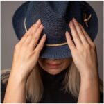 کلاه شاپو زنانه سرمه ای برند اکسسورایز تحت لیسانس آلمان 836777 Accessories