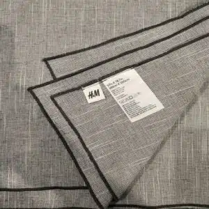 رومیزی مستطیلی بزرگ برند اچ اند ام تحت لیسانس سوئد 370460 H&M