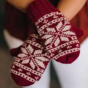 دستکش بافتنی طرح نروژی بچه گانه بدون انگشت برند آردن 14153579 Ardene
