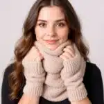 ست شال رینگی و مچ بند بافت برند اکسسورایز رنگ بژ Accessories 833875