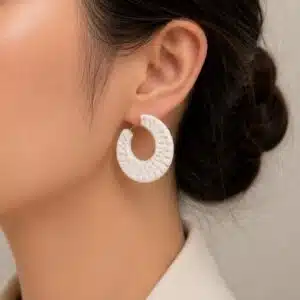 گوشواره زنانه نیم حلقه رافیا سفید بیلاین گروپ تحت لیسانس آلمان 031081 beeline GmbH