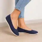 کفش راحتی زنانه شیک برند اویاندا چرم PU مدل بالرین سرمه ای 2-416944 Oyanda