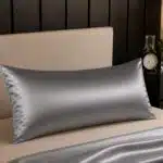روبالشی ساتن پنبه شیک و لطیف برند دورمیا اصل آلمانی نقره ای سربی 985072 Dormia