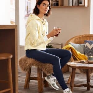شلوار جگینگ طرح جین کشی زنانه طرح برند اسمارا آلمان رنگ ذغالی 504880 ESMARA